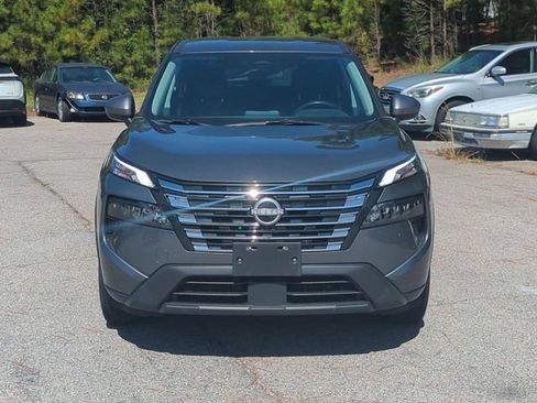 Used 2025 Nissan Rogue SV AWD/4WD image 8