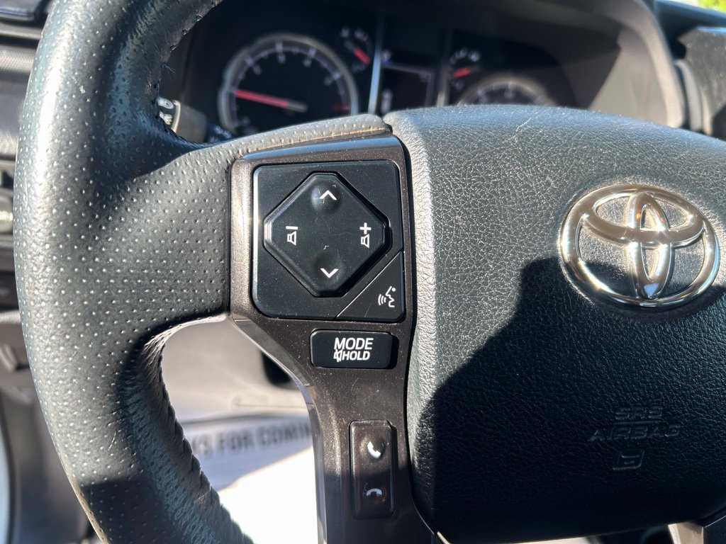 Used 2021 Toyota 4Runner TRD Off-Road Premium AWD/4WD image 26