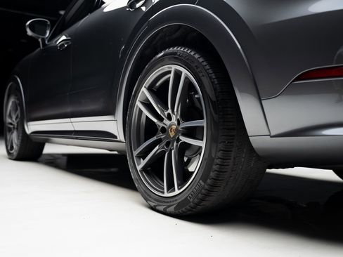 Used 2023 Porsche Cayenne Turbo image 81