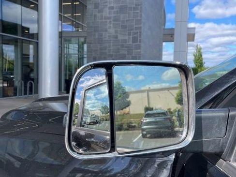 Used 2021 RAM 1500 Laramie AWD/4WD image 16
