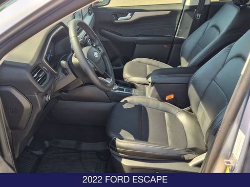 Used 2022 Ford Escape SEL AWD/4WD image 14