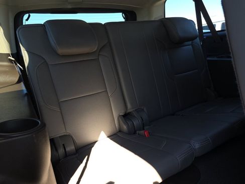 Used 2020 GMC Yukon XL Denali w/ Open Road Package image 15