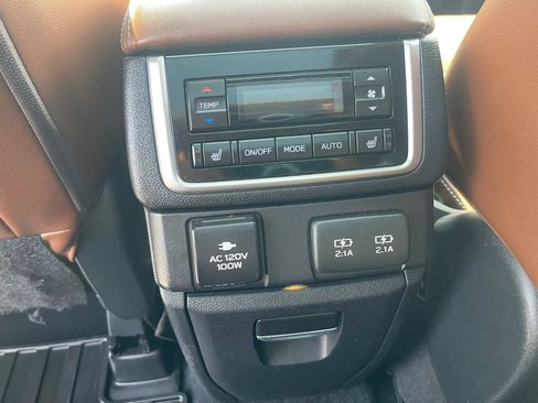 Used 2020 Subaru Ascent Touring w/ Popular Package #3 AWD/4WD image 15