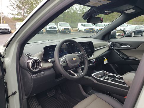 New 2026 Chevrolet Equinox LT image 30