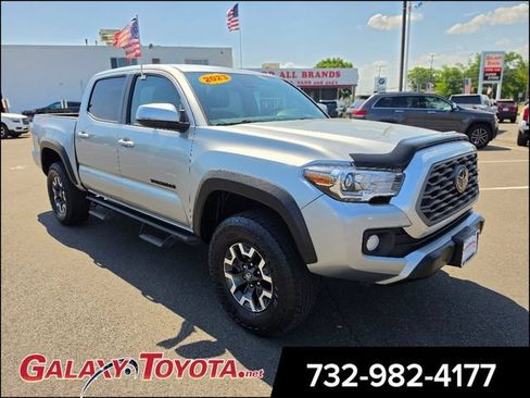 Used 2023 Toyota Tacoma TRD Off-Road AWD/4WD image 1