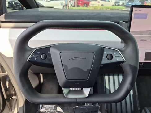 Used 2024 Tesla Cybertruck Cyberbeast AWD/4WD image 18