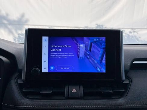Used 2024 Toyota RAV4 XLE FWD image 34