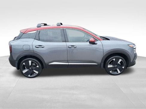New 2026 Nissan Kicks SR w/ Cold Weather Package image 7