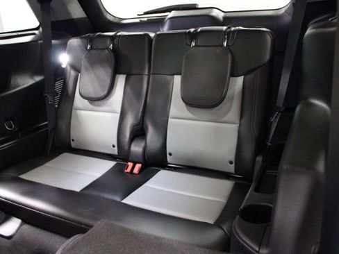 Used 2022 Ford Explorer XLT w/ Equipment Group 202A image 40