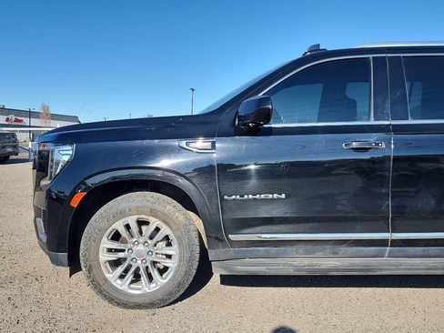 Used 2021 GMC Yukon XL SLT image 10