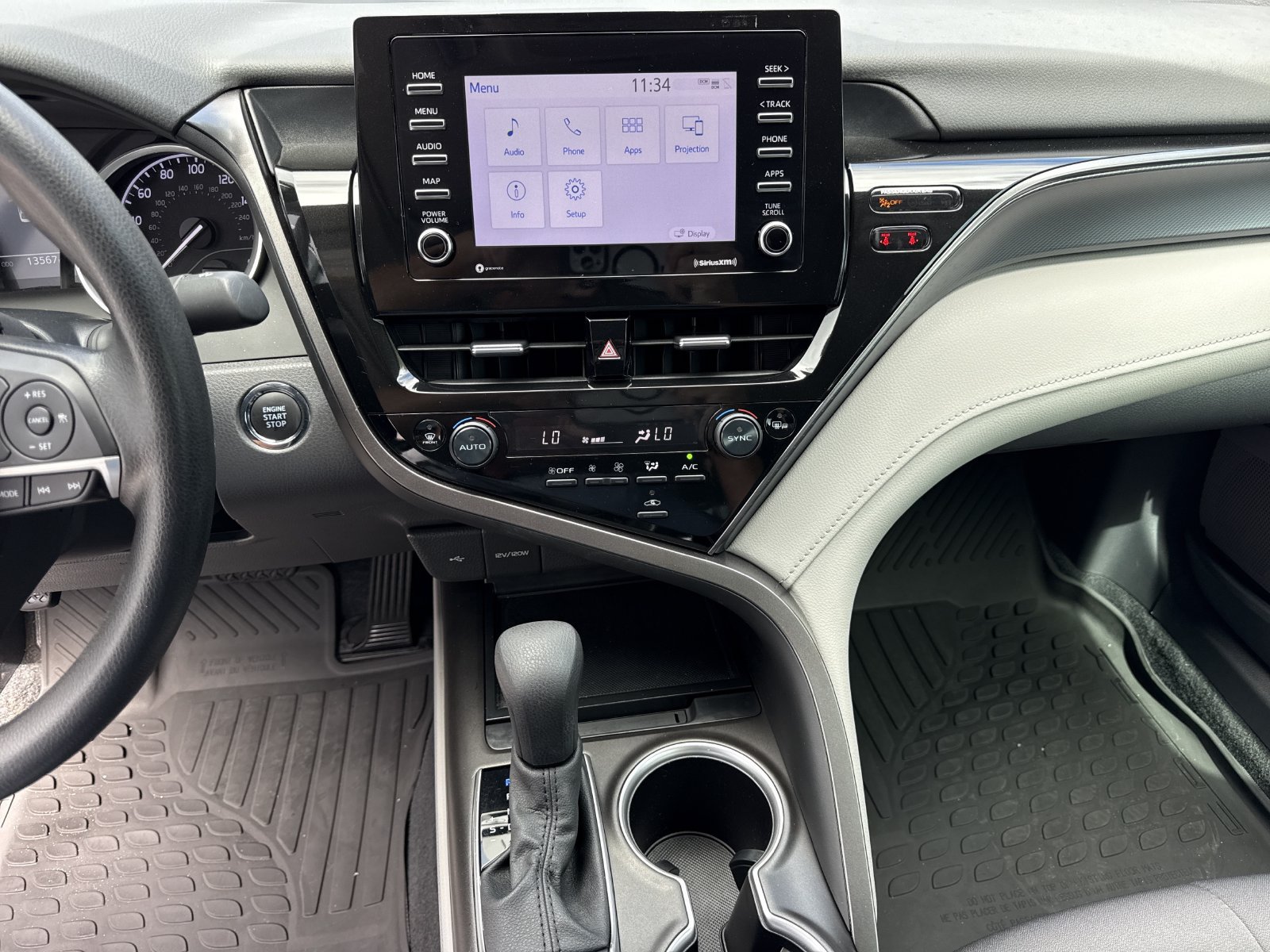 Used 2024 Toyota Camry LE w/ Convenience Package FWD image 27