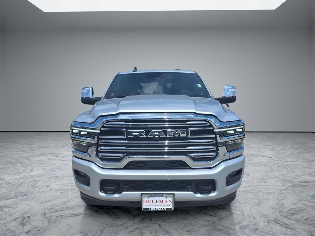 Used 2026 RAM 2500 Laramie AWD/4WD image 2