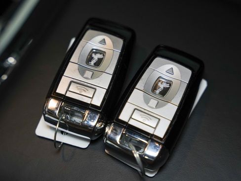 Used 2019 Rolls-Royce Wraith image 51