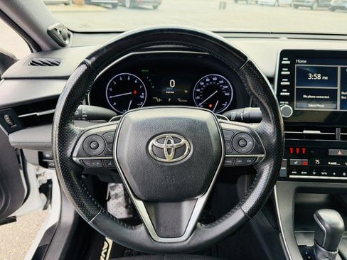 Used 2019 Toyota Avalon XSE w/ All Weather Liner Package image 12