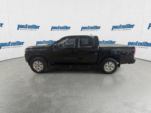 Used 2023 Nissan Frontier SV w/ Technology Package AWD/4WD image 7