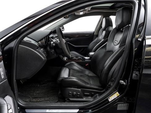 Used 2011 Cadillac CTS V image 4