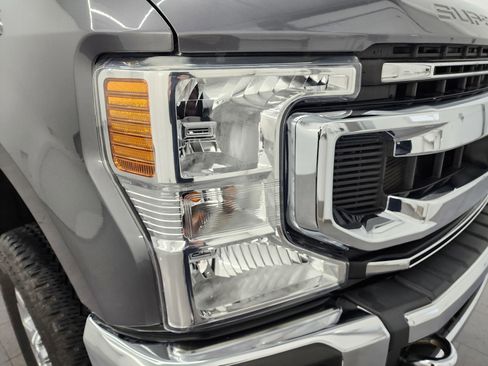 Used 2021 Ford F250 XLT w/ XLT Premium Package image 26