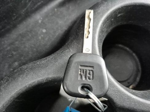 Used 2015 Chevrolet Express 2500 image 27