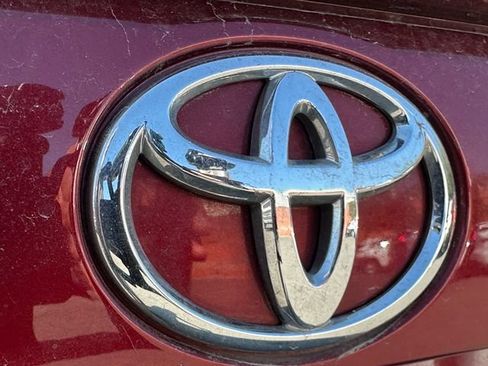 Certified 2025 Toyota RAV4 XLE AWD/4WD image 10