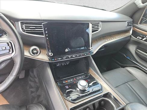 Used 2023 Jeep Grand Wagoneer 4WD image 12