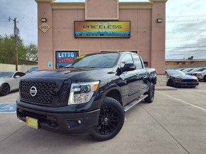 Used 2018 Nissan Titan SL w/ Midnight Edition