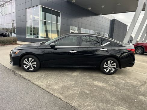 New 2025 Nissan Altima 2.5 S image 1