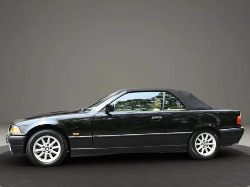 Used 1999 BMW 328i Convertible RWD image 8