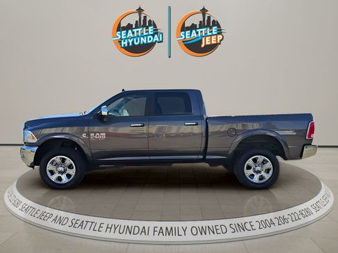 Used 2014 RAM 2500 Laramie w/ Convenience Group AWD/4WD image 2