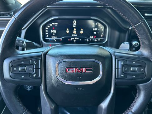 Used 2022 GMC Sierra 1500 AT4X image 26