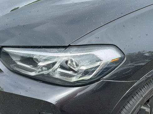 Used 2024 BMW X4 xDrive30i w/ Premium Package AWD/4WD image 7
