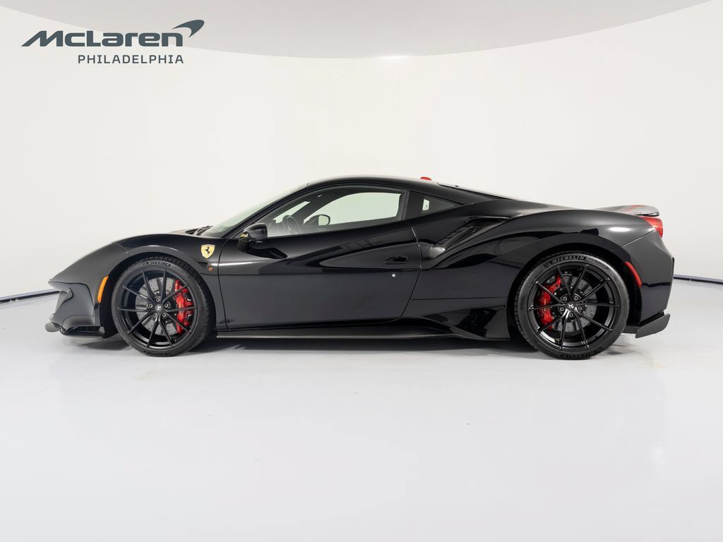Used 2020 Ferrari 488 Pista Coupe RWD image 2