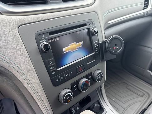 Used 2013 Chevrolet Traverse LS AWD/4WD image 9