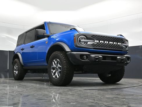 Used 2025 Ford Bronco Badlands AWD/4WD image 53