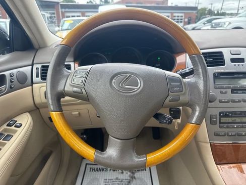 Used 2006 Lexus ES 330 FWD image 14