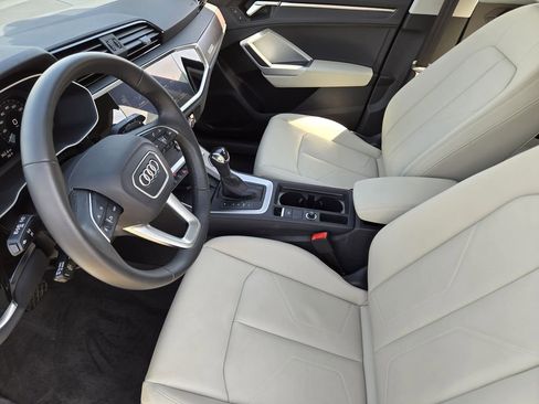 Certified 2025 Audi Q3 2.0T Premium w/ Convenience Package image 17