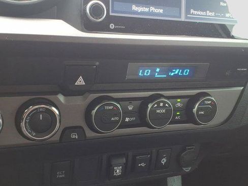 Certified 2021 Toyota Tacoma TRD Sport AWD/4WD image 15