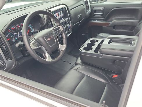 Used 2018 GMC Sierra 2500 SLT w/ Duramax Plus Package image 10