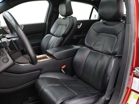 Used 2019 Lincoln Continental AWD w/ Equipment Group 500A image 21