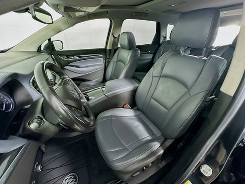 Used 2019 Buick Enclave Essence image 13
