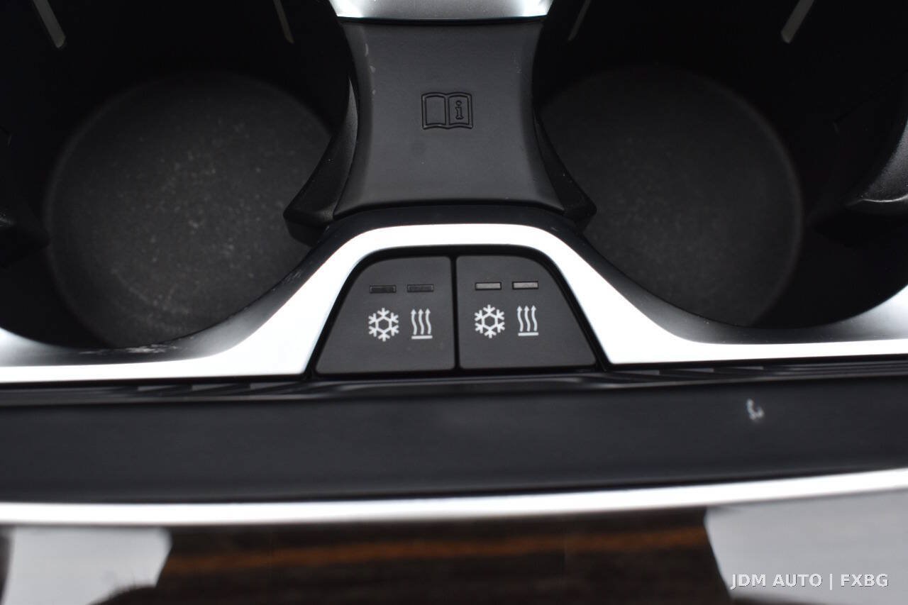 Used 2020 BMW X5 M50i w/ Executive Package AWD/4WD image 36