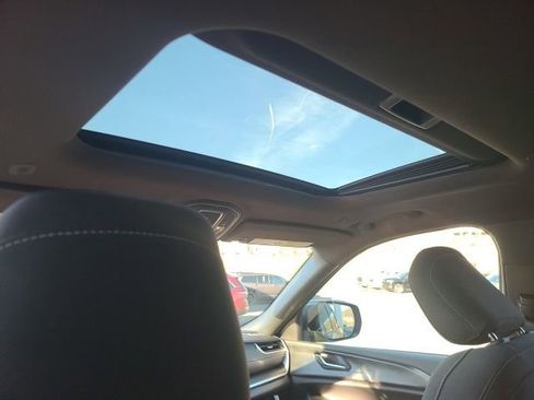 New 2025 Jeep Grand Cherokee Laredo X w/ Luxury Tech Group I image 21