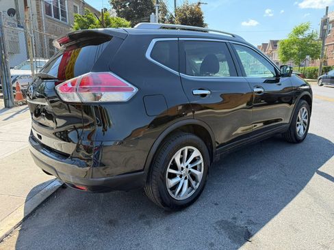 Used 2015 Nissan Rogue SL w/ SL Premium Package AWD/4WD image 4