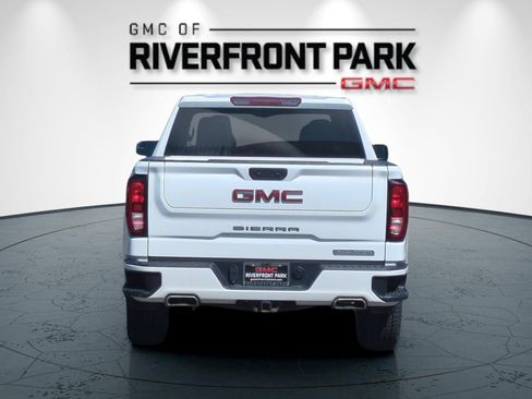 Used 2022 GMC Sierra 1500 Elevation w/ X31 Off-Road Package AWD/4WD image 3