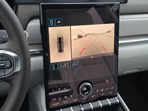 New 2026 GMC Terrain Denali AWD/4WD image 53
