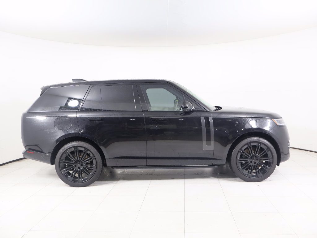 Used 2026 Land Rover Range Rover SE AWD/4WD image 30