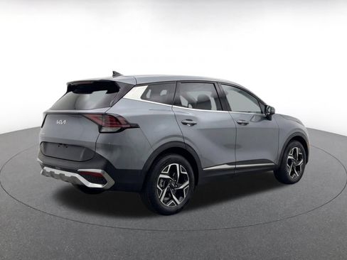 Used 2025 Kia Sportage LX FWD image 8