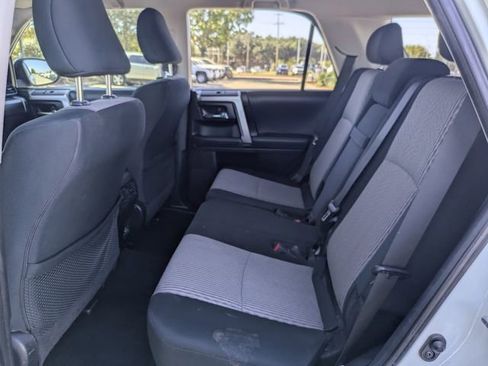 Used 2020 Toyota 4Runner 4WD image 28