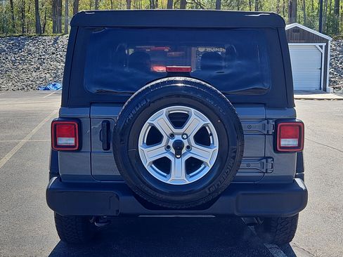 Used 2021 Jeep Wrangler Unlimited Sport AWD/4WD image 24