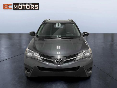 Used 2014 Toyota RAV4 LE image 8