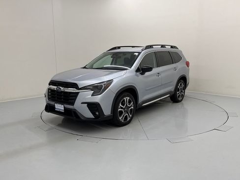 Certified 2024 Subaru Ascent Limited AWD/4WD image 2